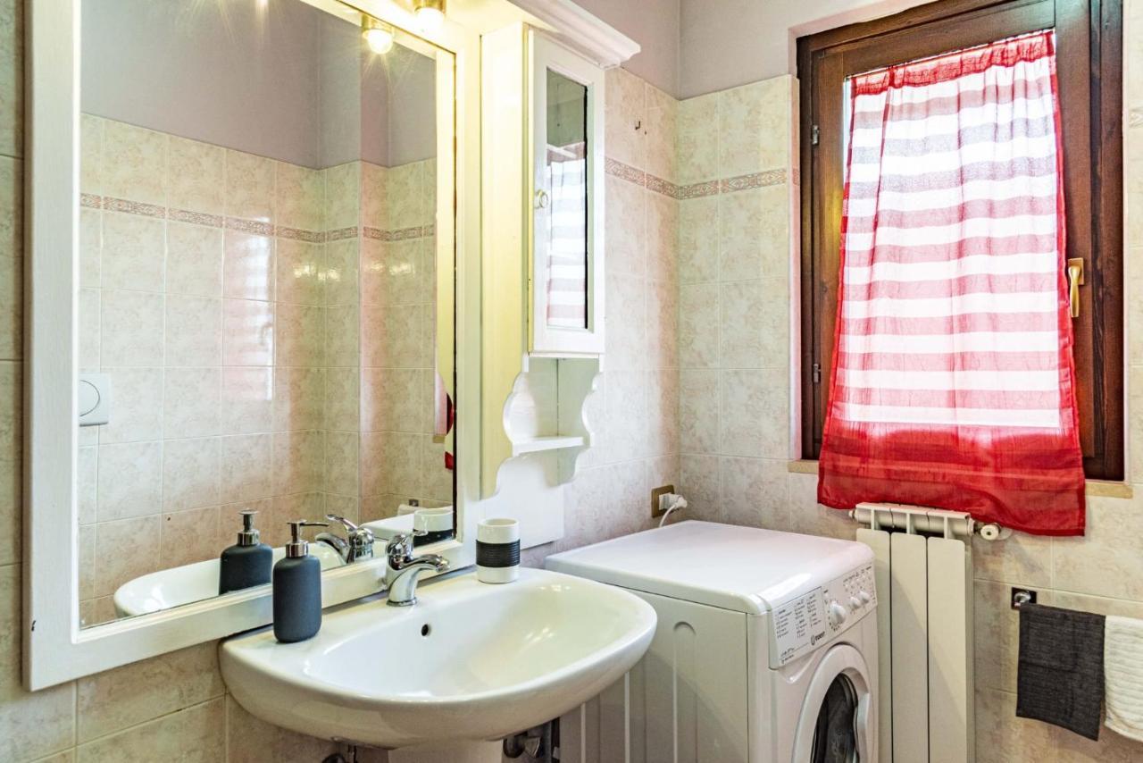 Relax Apartment Ладисполи Екстериор снимка